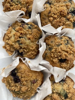 Blueberry Crumble Muffin