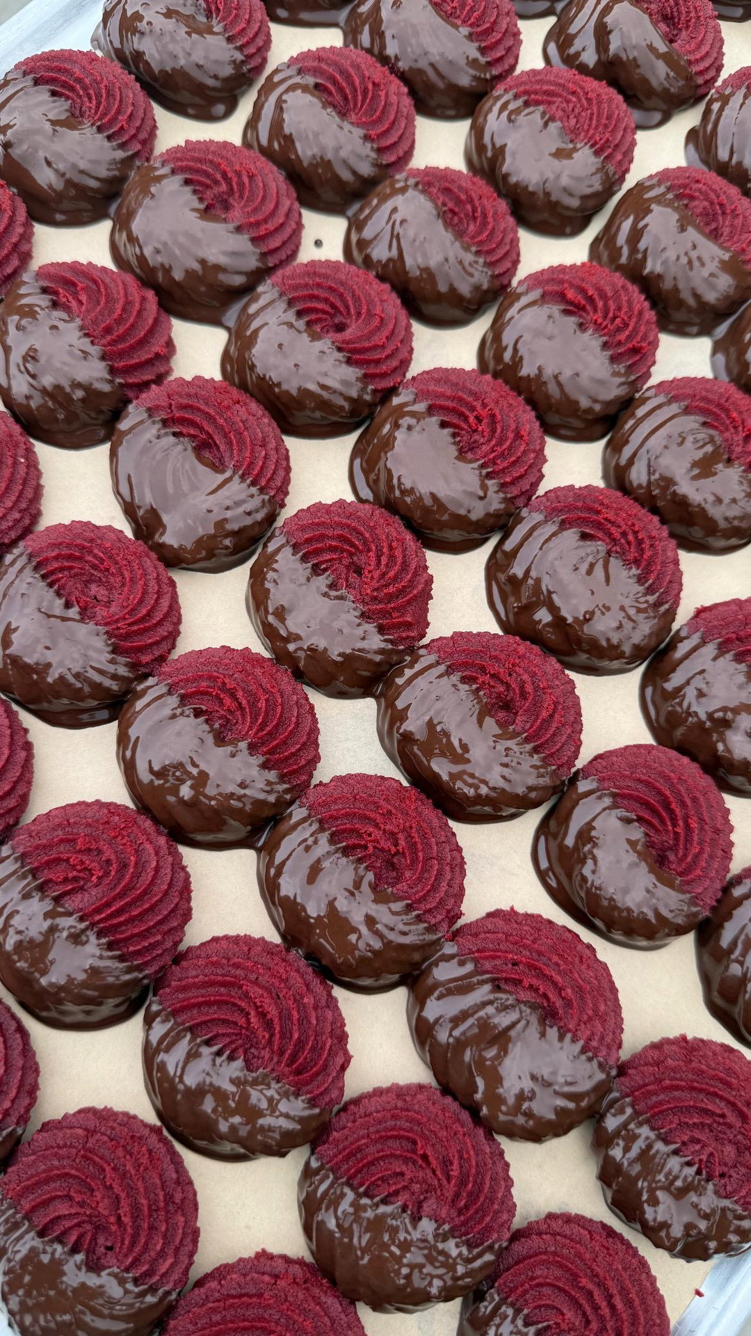 Red Velvet Butter Cookies