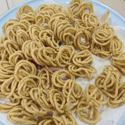 Round Muruku