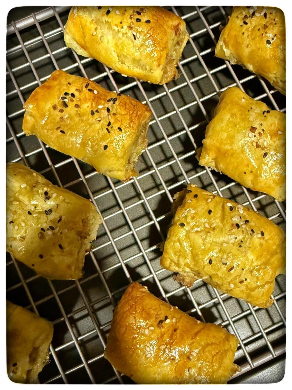 Sausage Pastries (Box of 8)_1