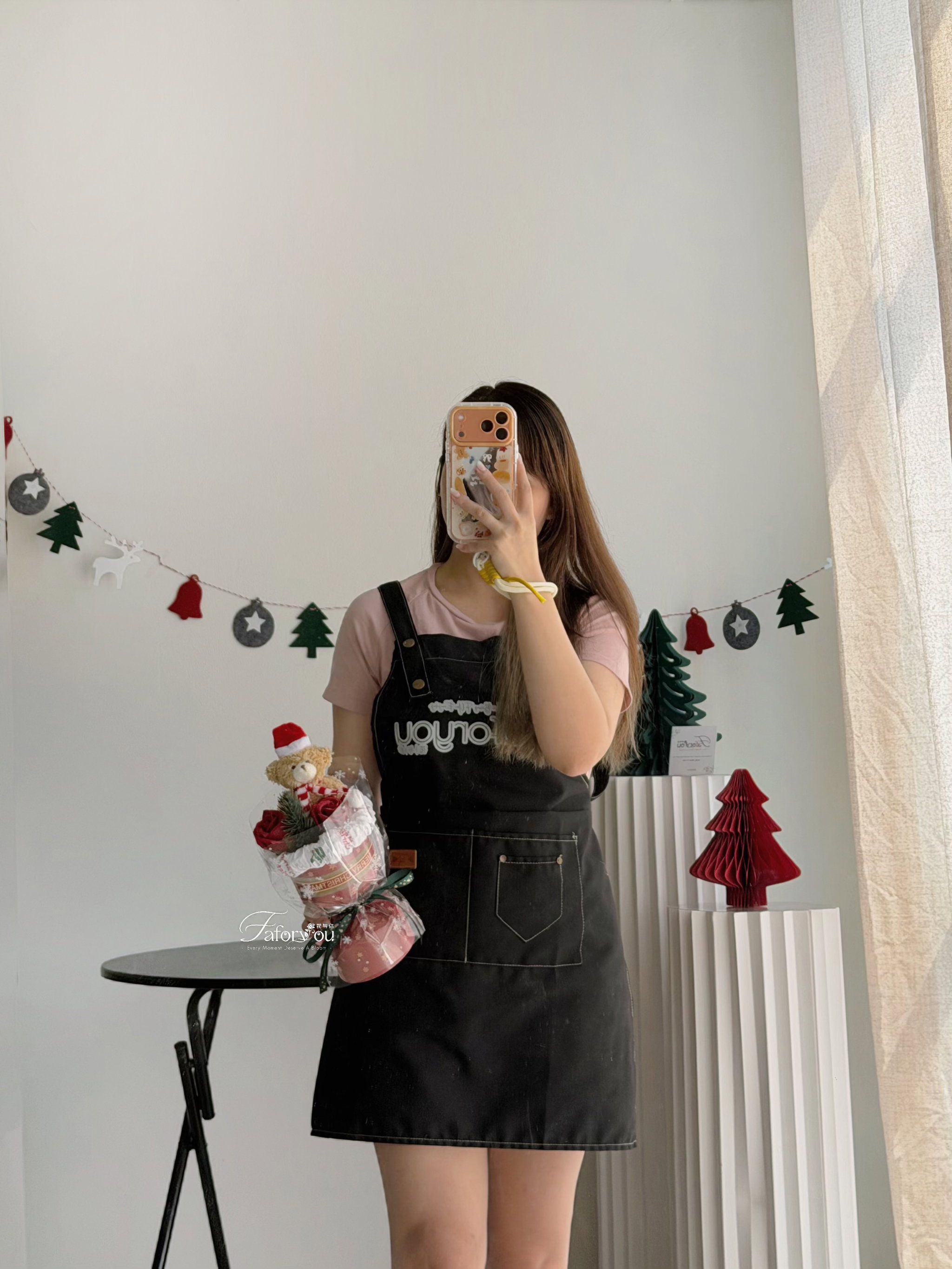 Small Christmas Round Bouquet  ( Bear )_2