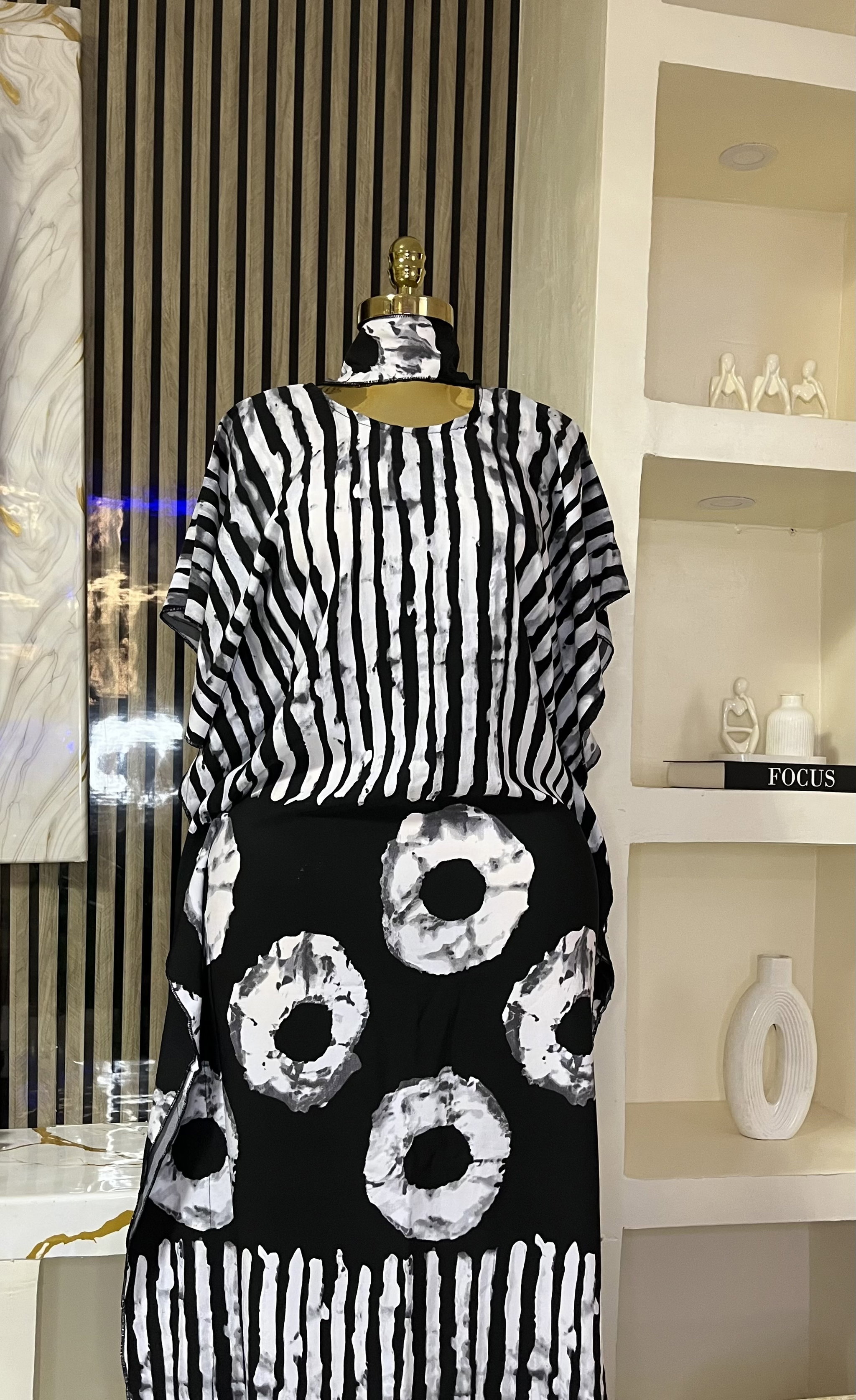 Black & White - Crepe Bubu_2