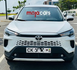 TOYOTA COROLLA CROSS 2025