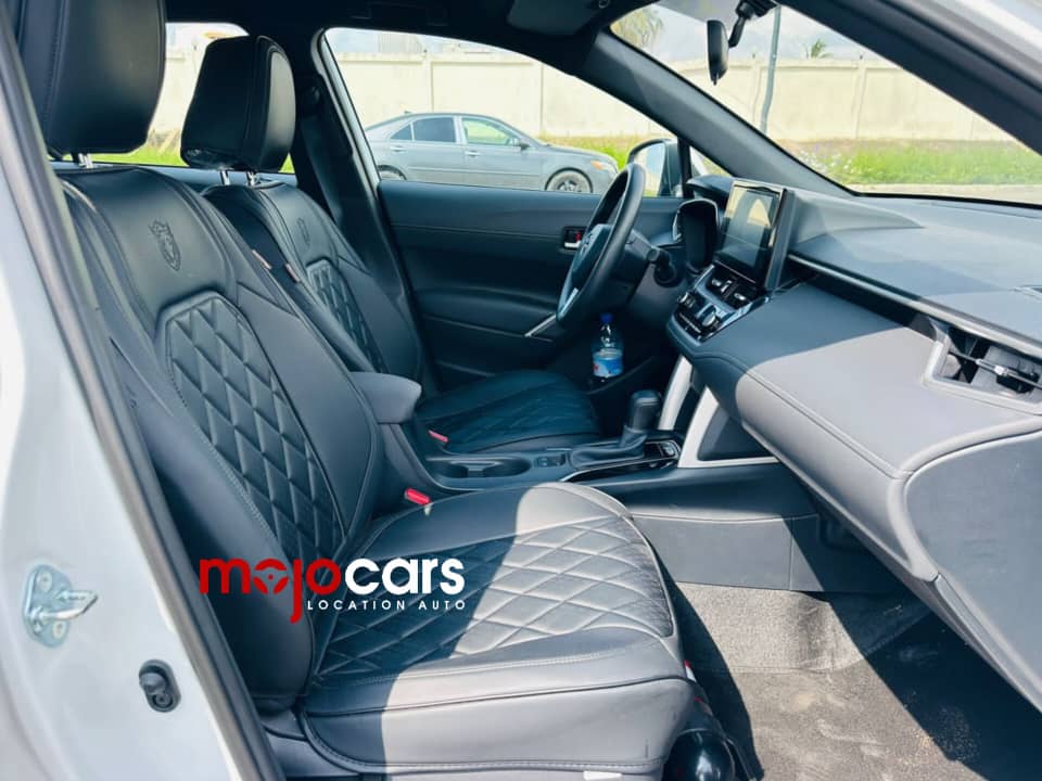 TOYOTA COROLLA CROSS 2025_2