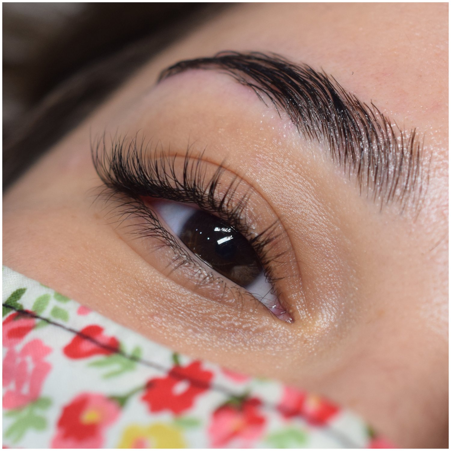 classic lashes extensions  (1 hour 30 minutes)_0