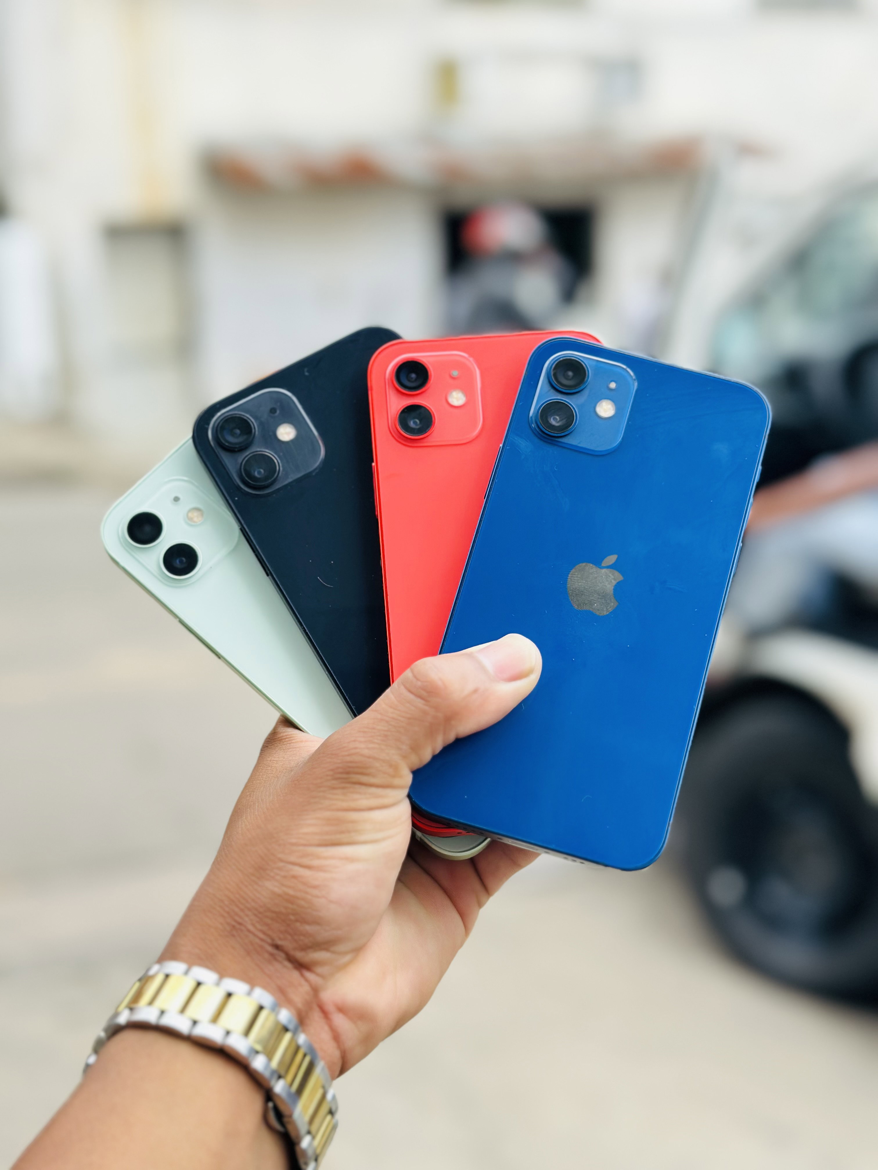 iPhone 12
