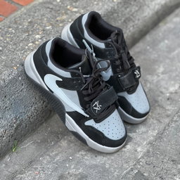 Travis Scott × Jordan Jumpman Jack “Black/Grey”