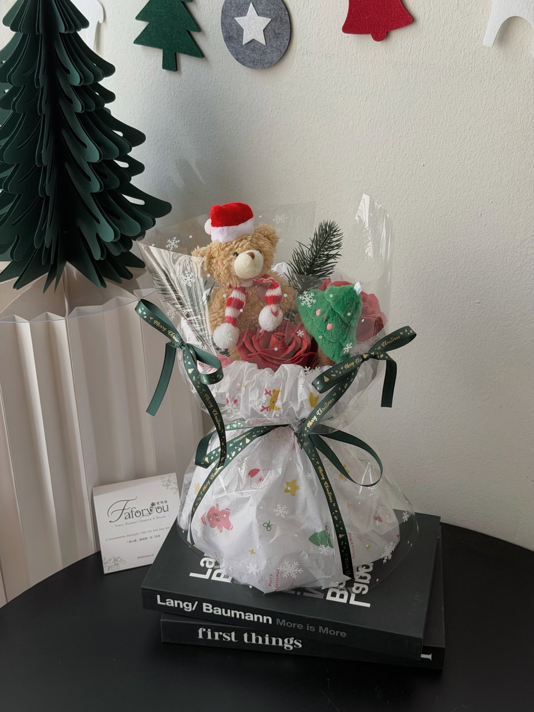 Christmas Transparent Bouquet  ( White )