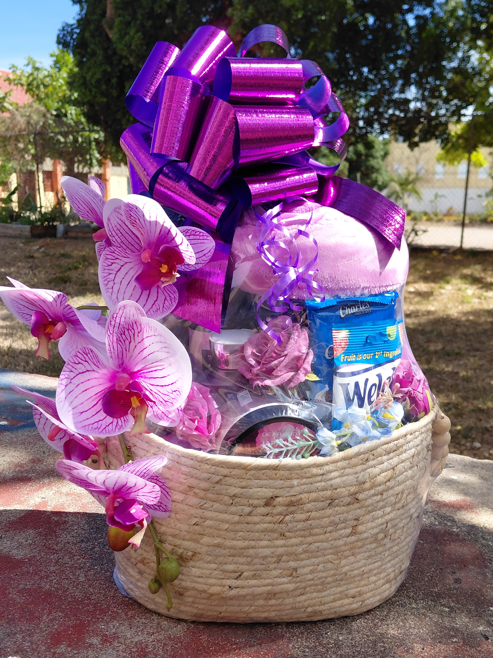 Order Your Gift For Any Season_1