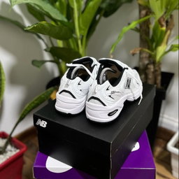 New Balance 530 “White/Black”
