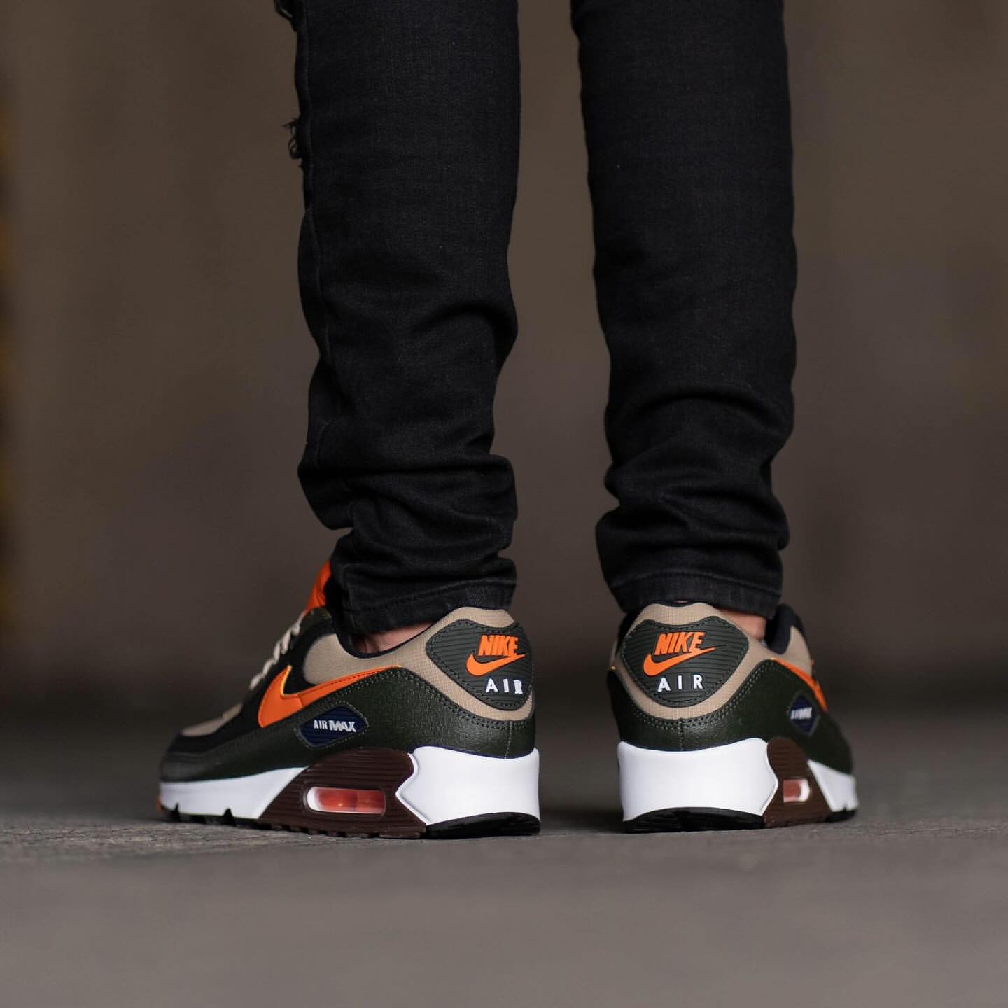 Nike Air Max 90 “Olive Tan”_2