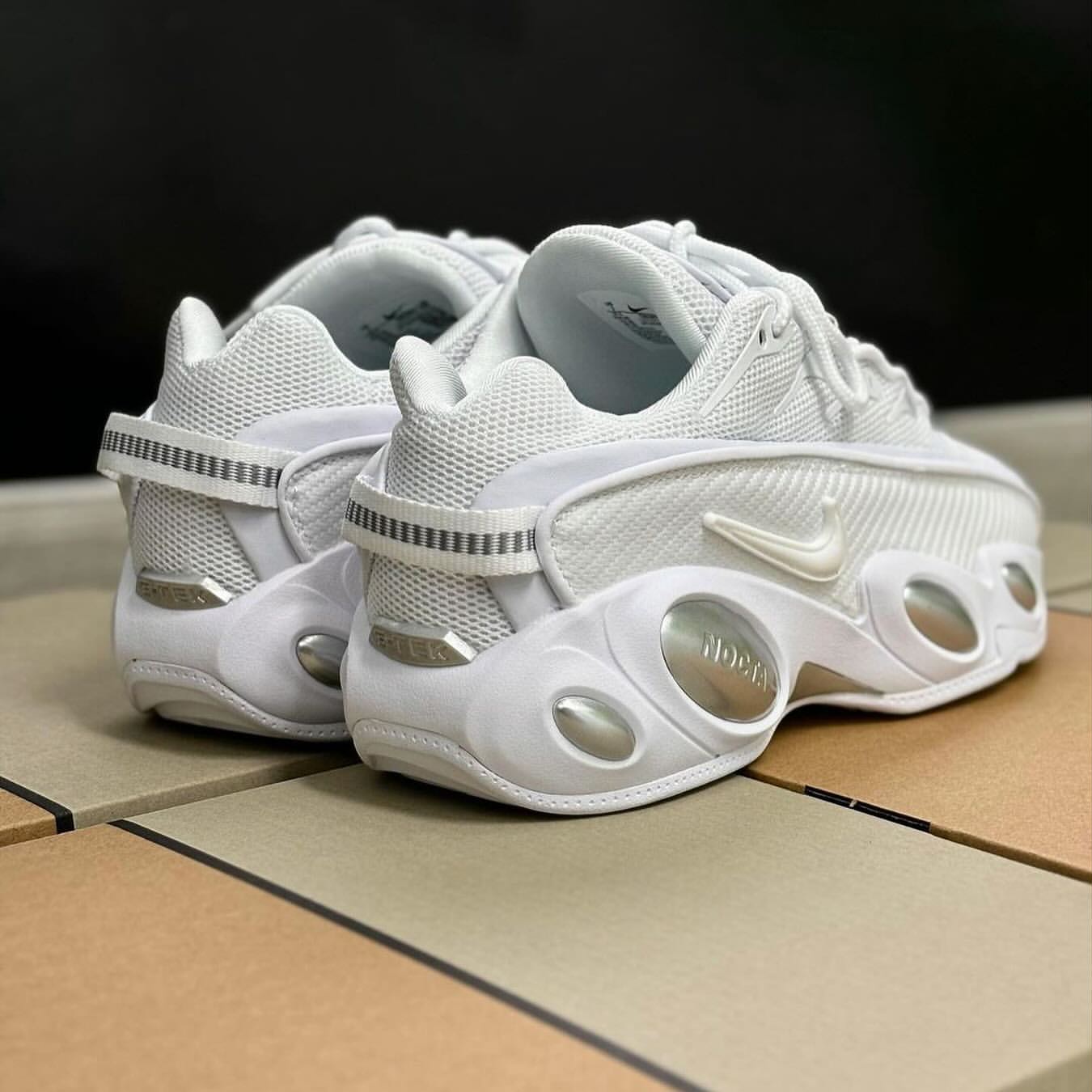 Nike NOCTA Glide “Triple White”_3
