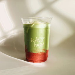 iced strawberry matcha latte
