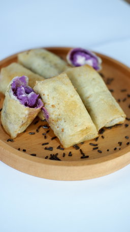 Lumpia Ubi Ungu Keju