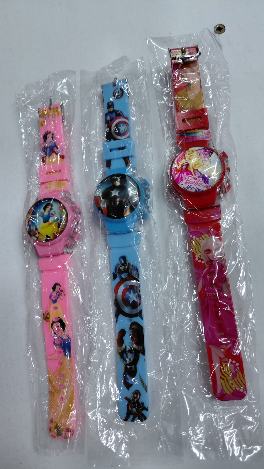 Children  watch _1