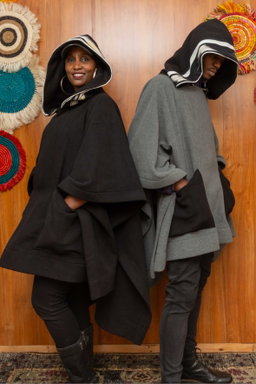 The Safari Poncho - Black