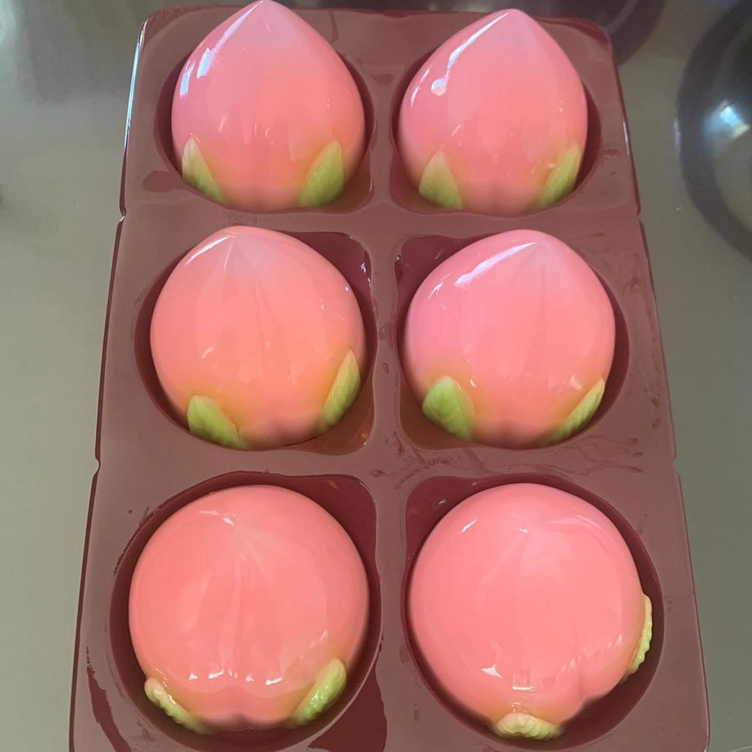 Longevity Peaches 🍑 (V)