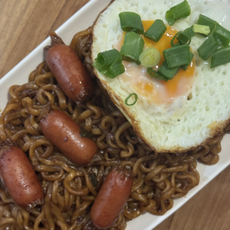 Sausage Chapagetti (소시지 짜파게티)