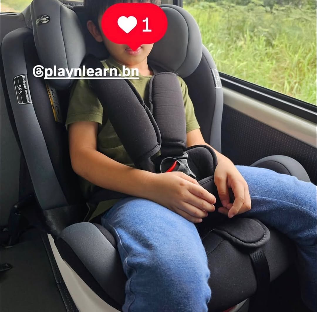 COMFY CARSEAT 360° ISOFIX _9