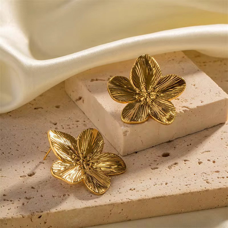 Hibiscus Earrings 