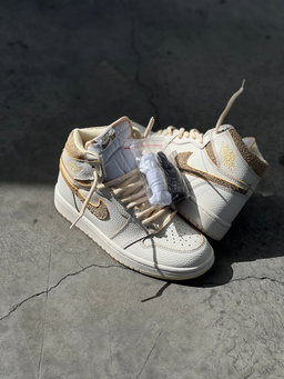 Air Jordan 1 Retro High “Vibrations of Naija”