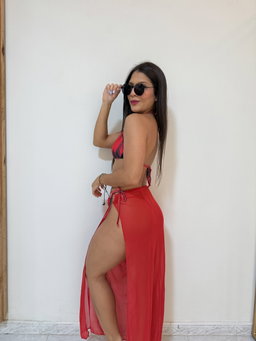Modelo Ainhoa rojo