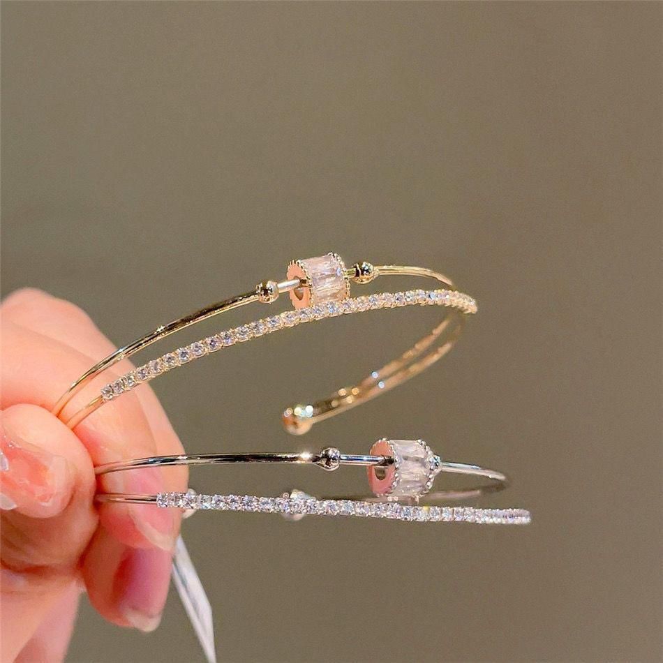 JWLE_0028  Bracelet for women