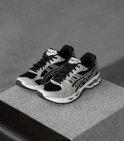 Atmos x Asics GEL-Kayano 14 “Black/Seal Grey” 🖤🩶