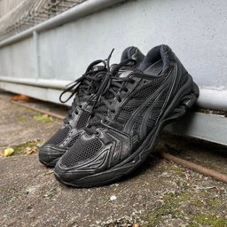 Asics GEL-Kayano 14 “Triple Black” 🖤
