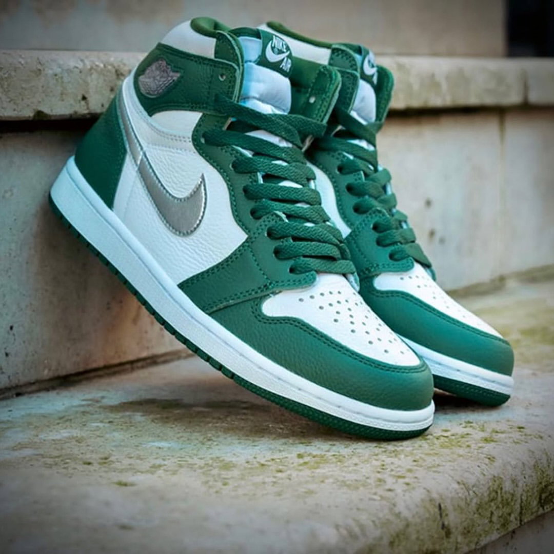Air Jordan 1 High Retro “Gorge Green” 💚💚💚