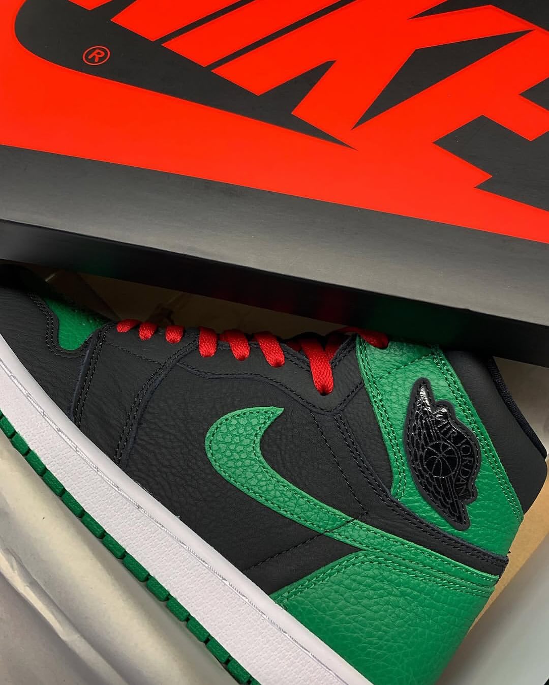 Air Jordan 1 High OG “Pine Green” 🌲_3