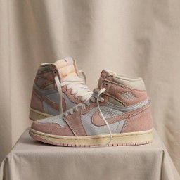 Air Jordan 1 High OG “Washed Pink” 🌸