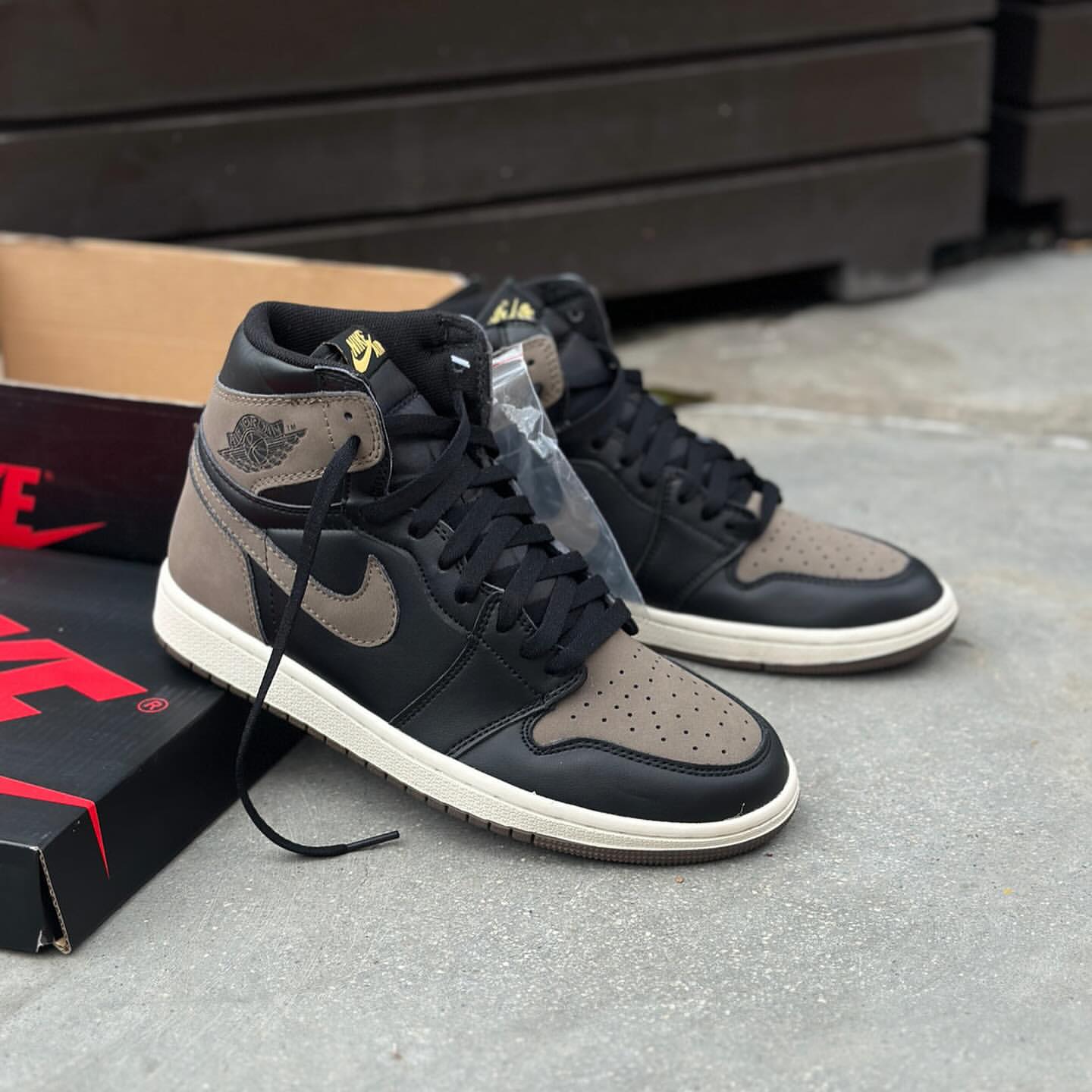 Air Jordan 1 High OG “Palomino” 🟤🤍_0