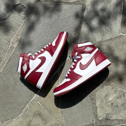 Air Jordan 1 High OG “Team Red” ❤️🤍