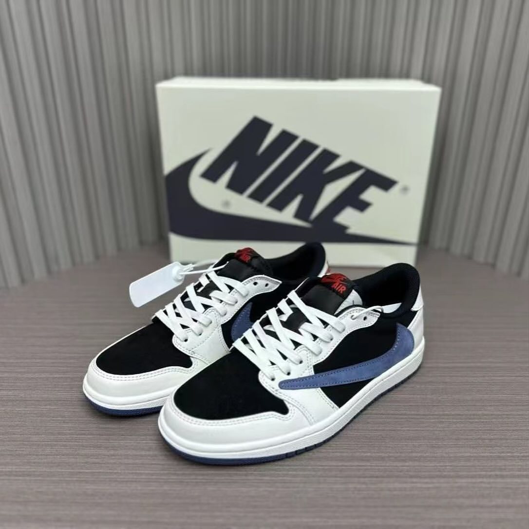Air Jordan 1 Low x Travis Scott “Beige/Navy Tick” 🤎💙_0