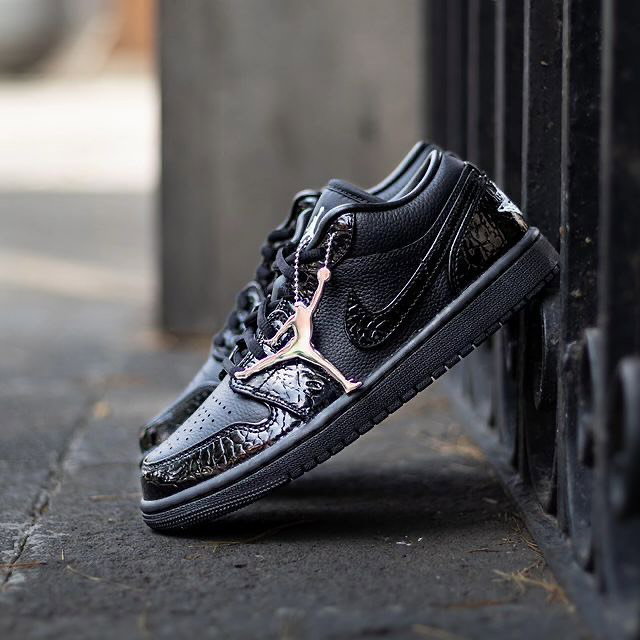 Air Jordan 1 Low “Patent Elephant” 🐘⚪️🖤_1