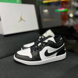 Air Jordan 1 Low “Panda” ⚫️🤍