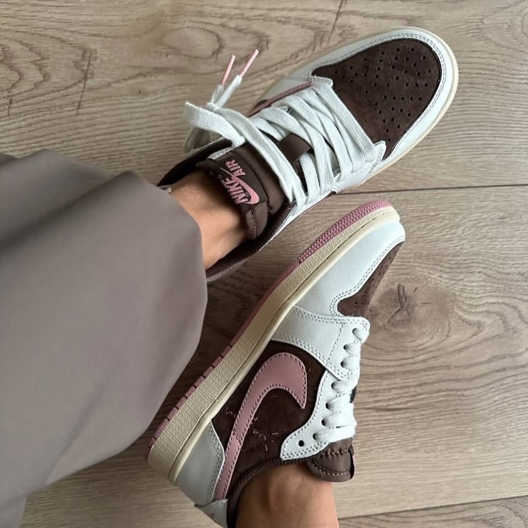 Air Jordan 1 Low x Travis Scott “Dark Pony Pink” 🌸🟤_3