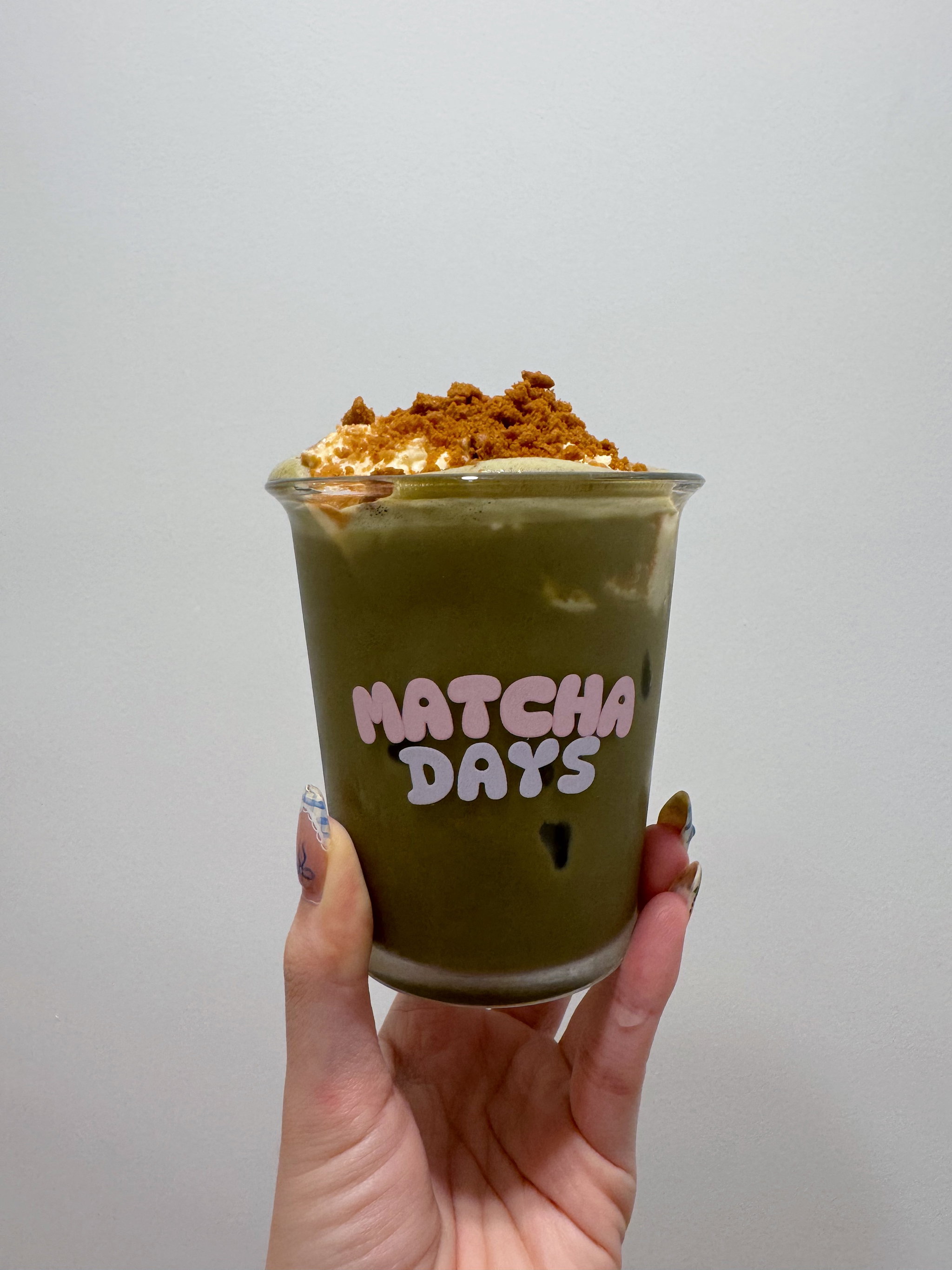 Banana Purr-ding Hojicha Latte_0
