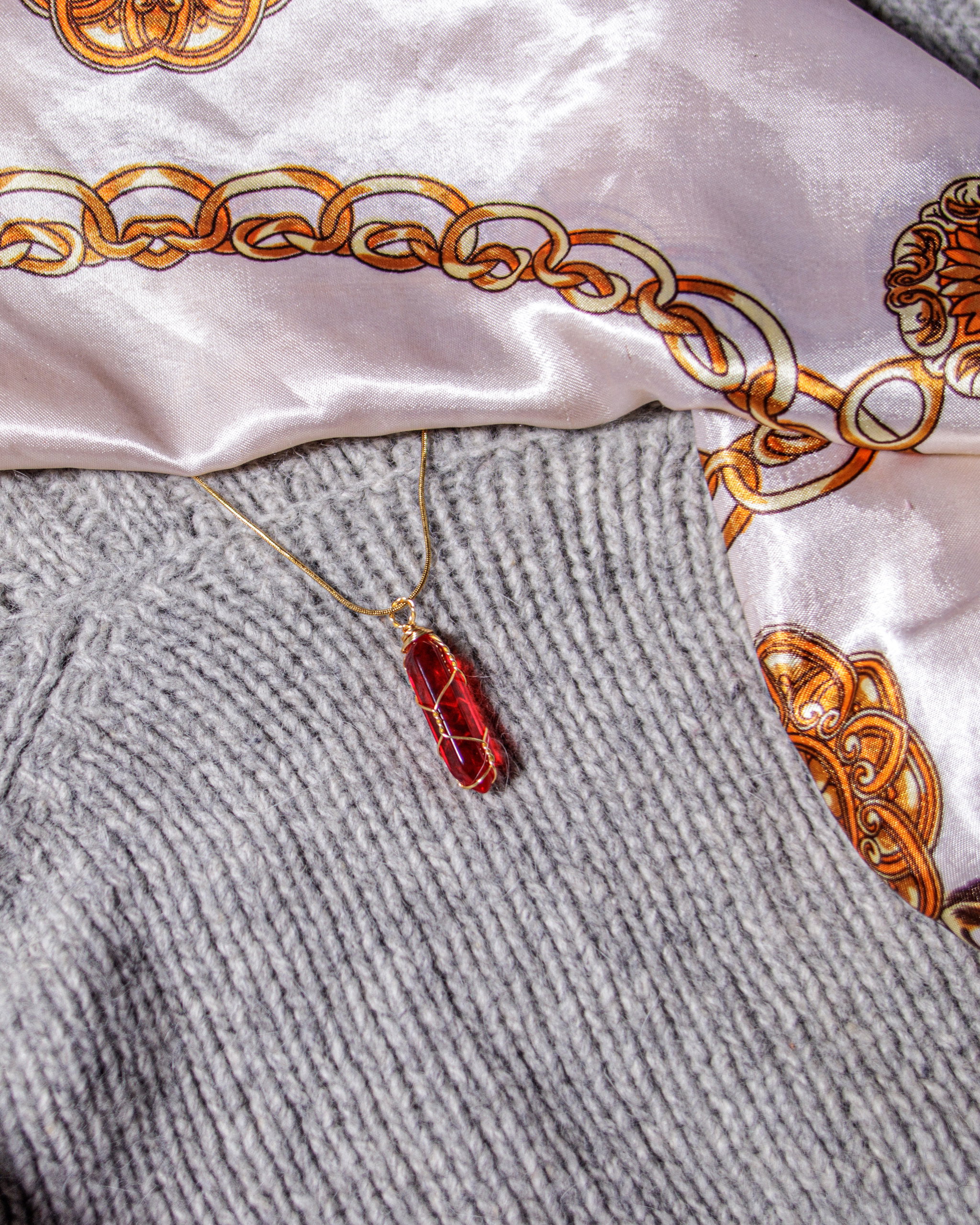 Red Crystal Gold Necklace_1