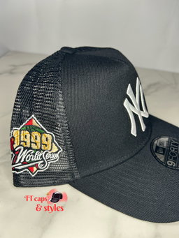 Black NY trucker World Series 1999 New era