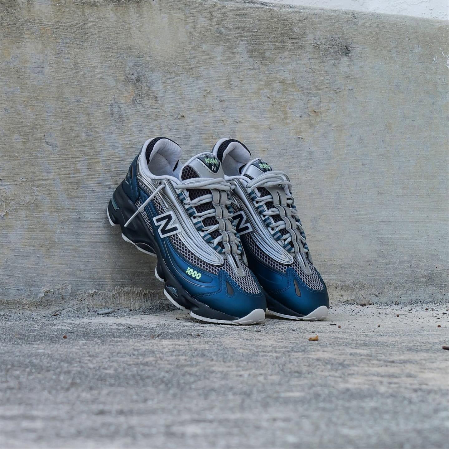 New Balance 1000 “Metallic Blue” 🔵✨_1