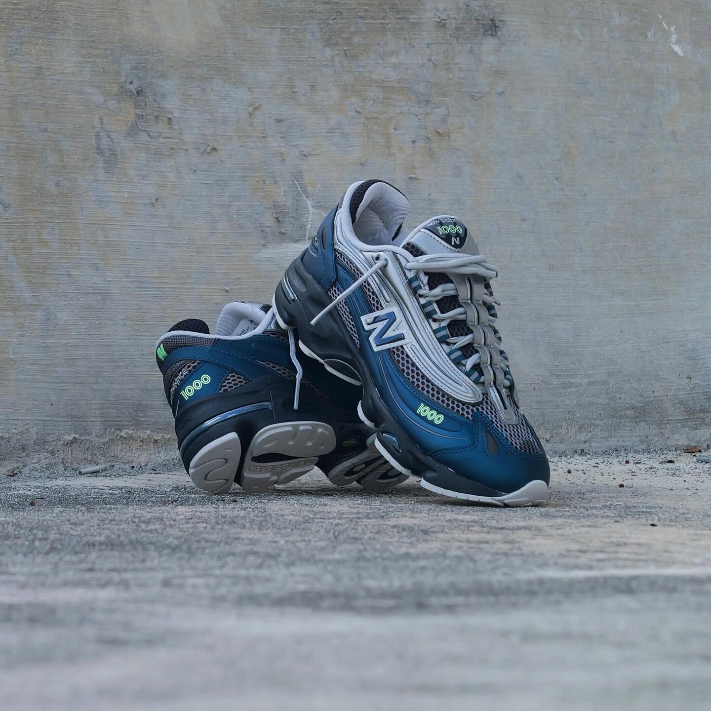 New Balance 1000 “Metallic Blue” 🔵✨_2