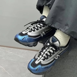 New Balance 1000 “Metallic Blue” 🔵✨