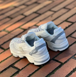 New Balance 1000 “Ivory” (aka “Borne”)