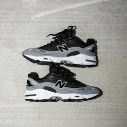 New Balance 1000 “White/Black/Grey”