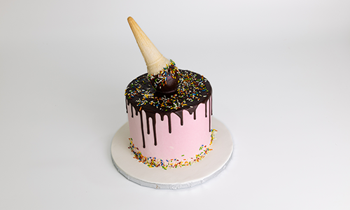 Pink Cone Cake_0