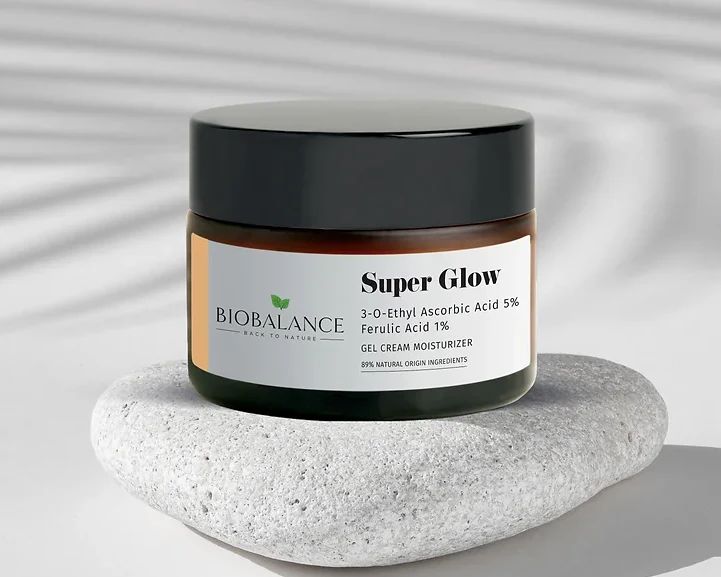 BIO BALANCE SUPER GLOW BRIGHTENING CREAM-GEL WITH ASCORBIC ACID 5% + FERULIC ACID 1% - 50ML | بايو بالانس كريم التفتيح و النضارة مع فيتامين سي - 50 مل