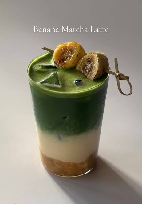 Iced Banana Matcha Latte_0