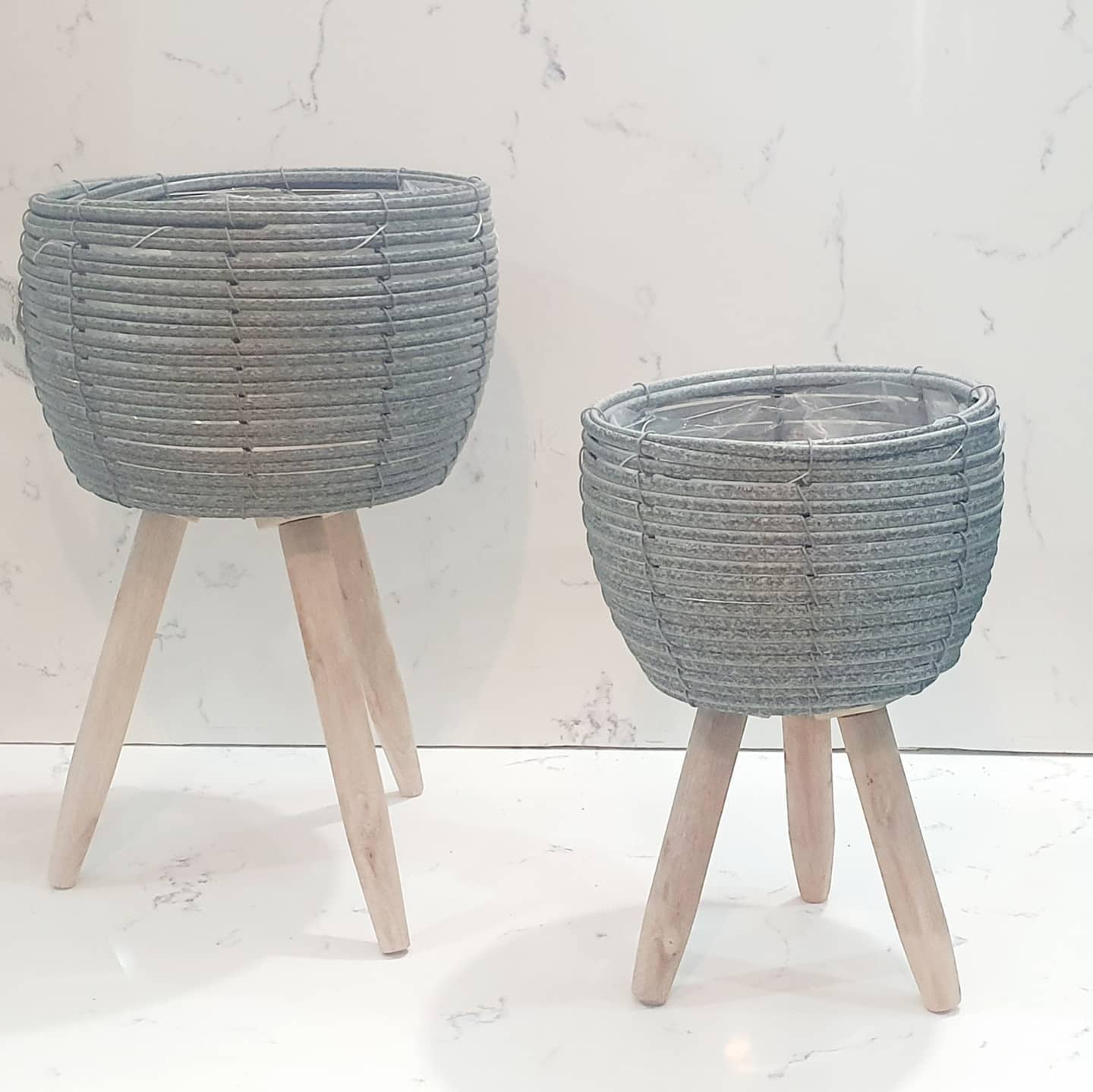 Grey Rattan Tripod Planter _0